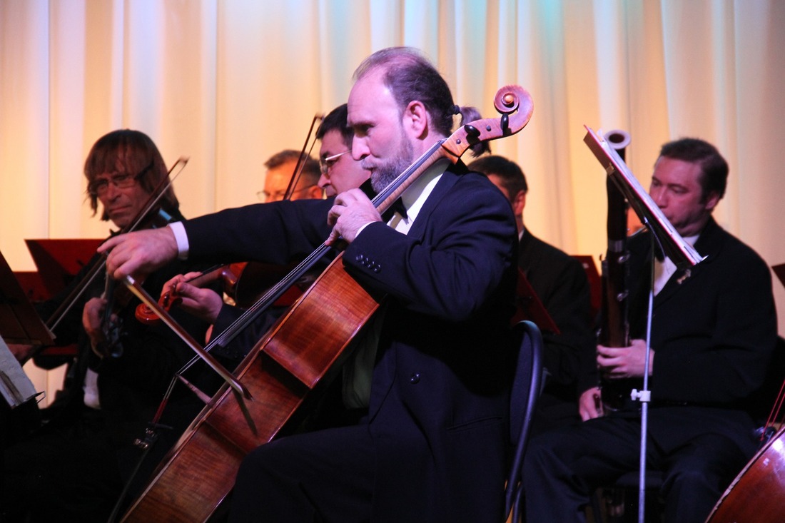 Гастроли Губернаторского симфонического оркестра Иркутской областной филармонии в п. Жигалово. Май 2012 г.