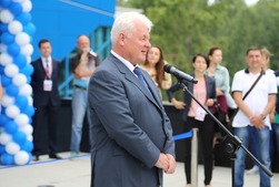 Заместитель Председателя Правления ОАО "Газпром" Валерий Голубев во время церемонии открытия